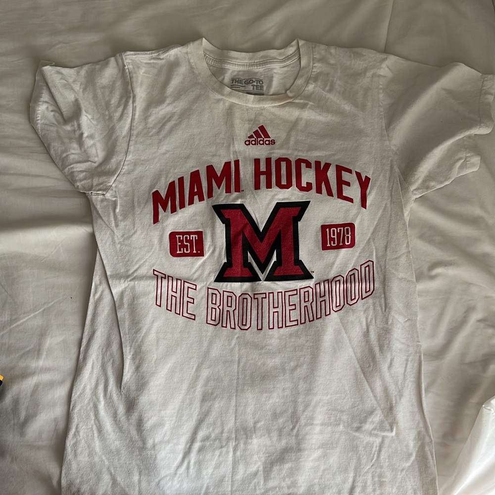 Hockey tshirt